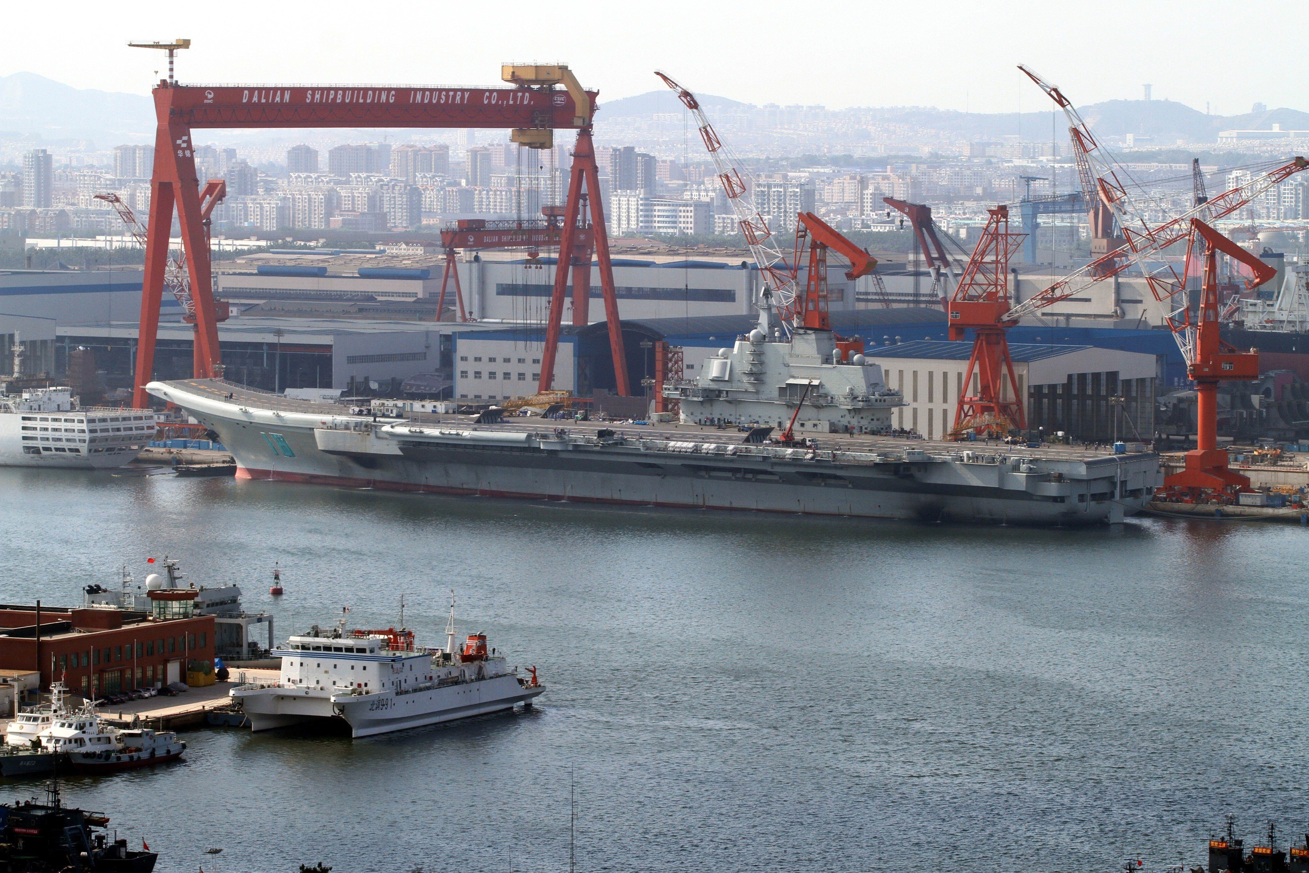 http://www.scmp.com/sites/default/files/galleries/2012/09/24/china-military-aircraft_carrier_wh496_31139327.jpg