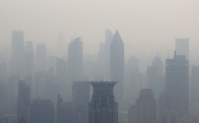 Shanghai buildings shrouded in smog. Photo: Bloomberg