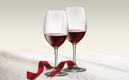 A pair of Riedel Degustazione red wine glasses for HK$95 only.