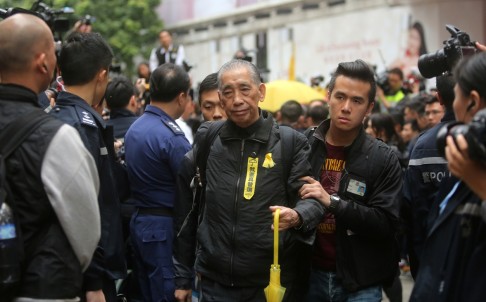 Police have arrested almost 1,000 Occupy protesters so far. Photo: Sam Tsang