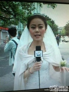 Ya'an television station anchorwoman Chen Ying. Photo: Weibo