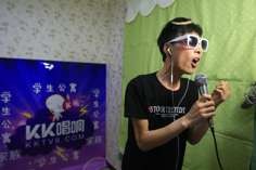Live web streaming attracts many young people in China. Photo: Imaginechina