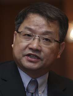 Professor Wang Xiaodong.