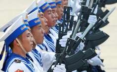 Sailors hold rifles while marching during a celebration to mark National Day in Hanoi, Vietnam September 2, 2015. Picture taken September 2, 2015. Photo: Reuters