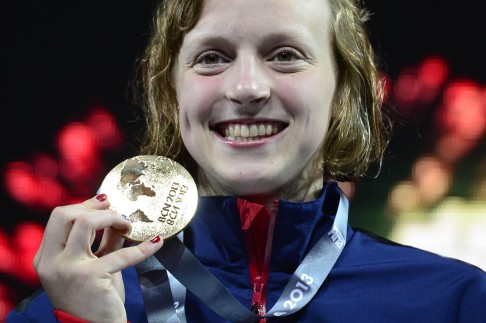 American Katie Ledecky wins gold in the 400m freestyle.