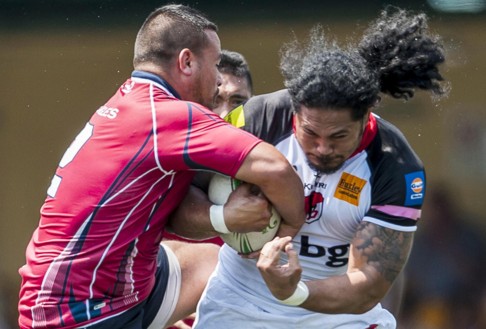 Alesana Tuilagi of BGC Dragons on the charge against Borneo Eagles. Photo: SCMP Pictures 