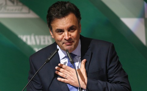 Opposition presidential candidate Aecio Neves speaks at the National Agriculture Confederation headquarters in Brasilia on Wednesday. Photo: Reuters