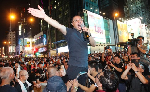 Benny Tai addresses Occupy Central supporters in Mong Kok. Photo: SCMP
