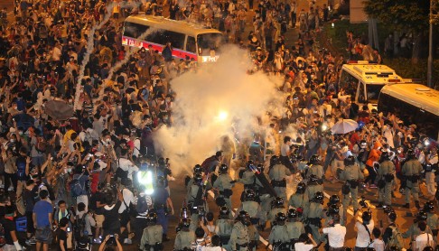 Day one: Police use tear gas to disperse crowds in Admiralty, which only served to fan an already tense situation.
