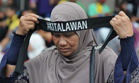 malaysia-politics-anwar-demonstration-arrest_mrn0_49214317.jpg