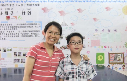 Supervisor Zhou Guanjun with star pupil Song Shiqing. Photo: Vivian Chiu