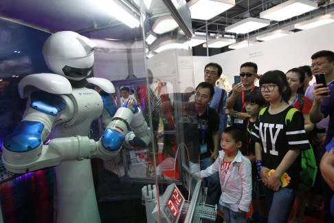 Previous robots at the same show were not quite as lifelike. Photo: Xinhua