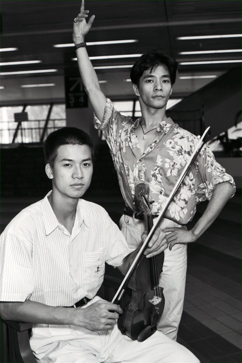 Khac-Uyen Nguyen (left) with dancer and fellow Vietnamese refugee Huynh Kien Binh in Hong Kong in 1991.
