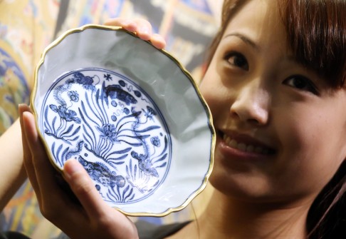 An extremely rare blue-and-white Ming brush washer from the reign of Emperor Xuande. Photo: K.Y. Cheng
