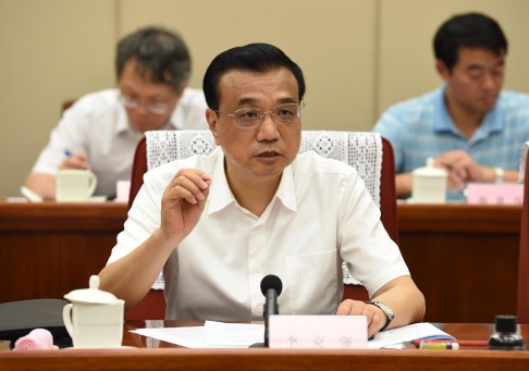 Chinese Premier Li Keqiang presides over a meeting on the investigation of the blasts that occurred in Tianjin. Photo: Xinhua