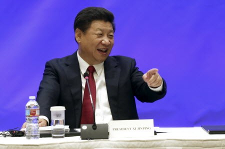 Chinese President Xi Jinping speaks during a meeting with five United States governors to discuss clean technology and economic development in Seattle, Washington. Photo: Reuters