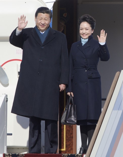 China's first lady Peng Liyuan and her husband, President Xi Jinping, arrive in Moscow in 2013. Photo: Reuters
