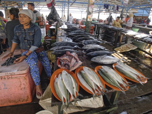 A fish market on Bacan.