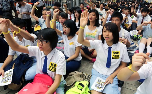 More than 1,200 pupils filled Tim Mei Avenue to join the city's first large-scale secondary school strike outside Central Government Officer in Tamar in 2014. Photo: Felix Wong