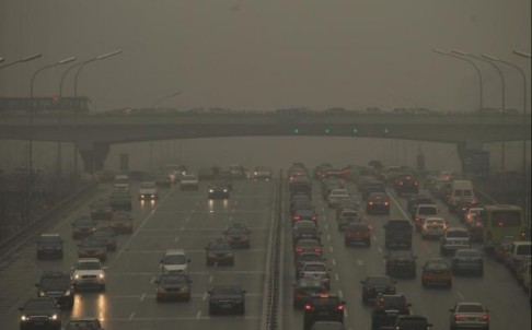Severe pollution and haze chokes Beijing. Image: Simon Song/SCMP