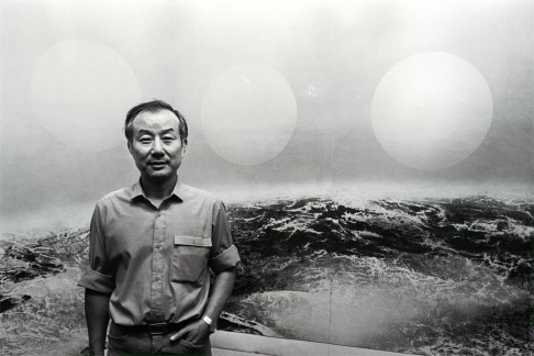 Liu at an exhibition of his held at the Hong Kong Art Centre’s Pao Siu Loong Gallery, in 1985.