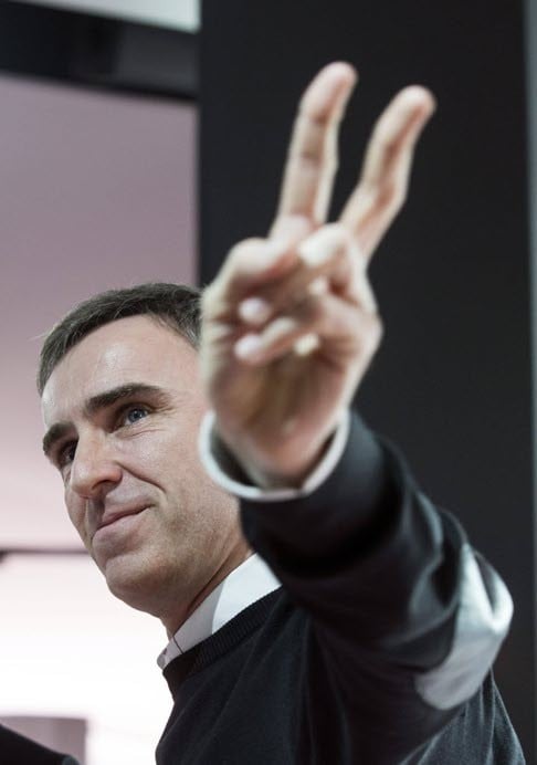 Raf Simons is saying farewell to Dior after three years as creative director of the French fashion label.