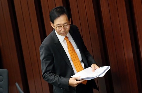 Insurance sector lawmaker Chan Kin-por wants the Office of the Commissioner of Insurance to continue to regulate the insurance industry. Photo: David Wong