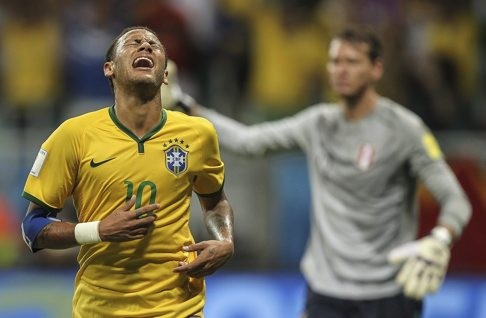 Neymar reacts after a missed chance for Brazil against Peru on Wednesday. Photo: Reuters