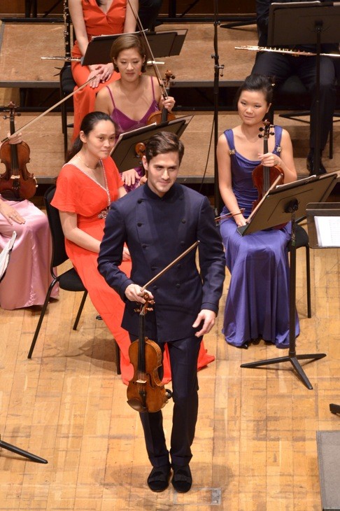 Charlie Siem’s tone was shining in The Lark Ascending and smoky in Ravel’s Tzigane.