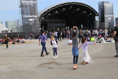 Kids go through their ballet moves at the Harbourflap stage. Photo: Jarrod Watt