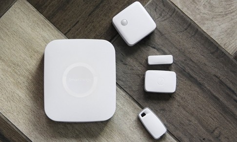 Samsung SmartThings Hub.