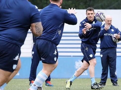 Dan Carter goes through the training drills.