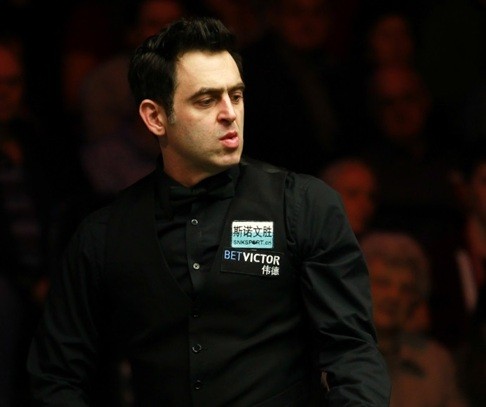 Ronnie O’Sullivan faces world number one Mark Selby in the quarter-finals.