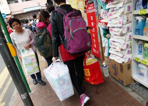The majority of mainland tourists in Hong Kong are same-day visitors, presumably here for the shopping. Photo: K. Y. Cheng