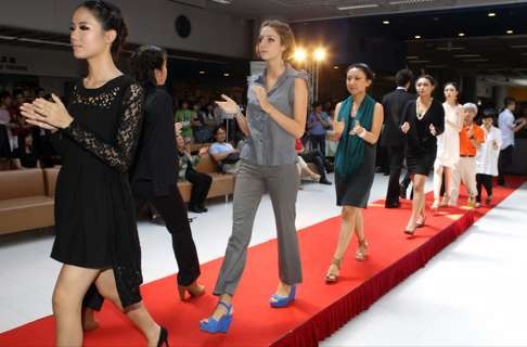 A fashion show promoting the use of second-hand clothes was held at Hong Kong’s City University. Photo: Edward Wong