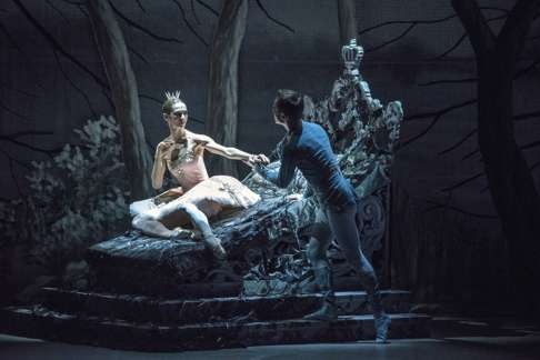 Semionova and Leonid Sarafanov performed the lead roles in a production whose biggest asset is its ravishing designs. Photo: Hong Kong Leisure and Cultural Services Department.