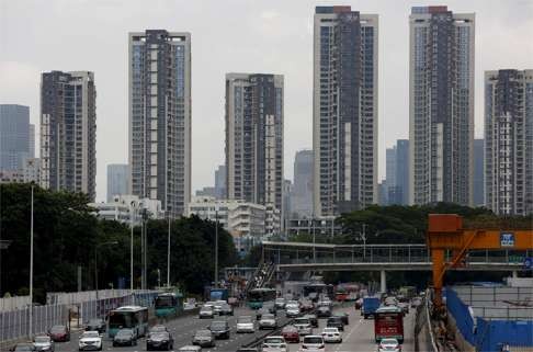 Shenzhen banks now require a 40 per cent down payment for purchasers of second homes if a first home loan is paid off, compared to the previous 30 per cent. Photo: Reuters