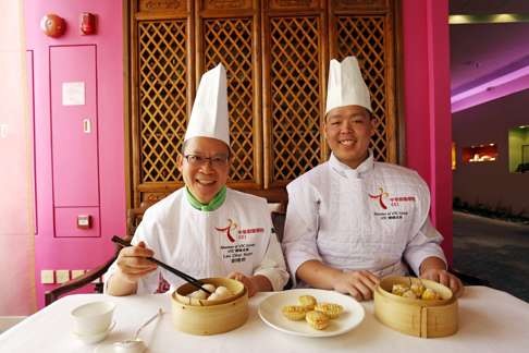 Chinese Culinary Institute dim sum instructor Lau Chor-kwan (left) and student James Kan Ho-tin. Photo: Jonathan Wong
