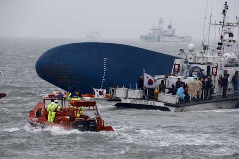 Memories of the Sewol’s sinking, in which more than 300 people died, and of authorities’ response to the disaster are still raw in South Korea. Photo: EPA