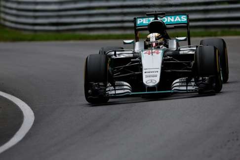 Lewis Hamilton guides his Mercedes around the Circuit Gilles Villeneuve . Photo: AFP