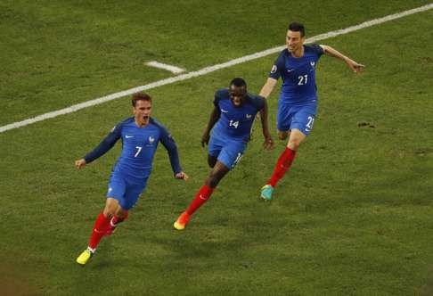 France's Antoine Griezmann celebrates scoring their first goal REUTERS/Jean-Paul Pelissier Livepic