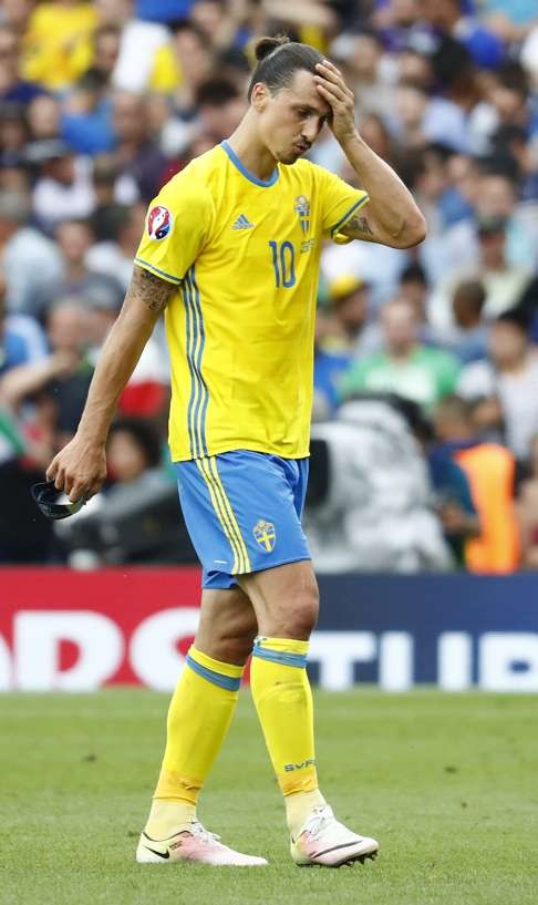 Sweden's Zlatan Ibrahimovic looks dejected after the match REUTERS/ Michael Dalder Livepic