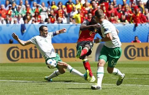 Belgium's Romelu Lukaku scores their first goal REUTERS/Michael Dalder Livepic