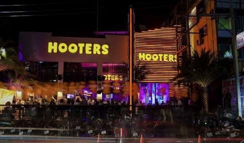 Outside Hooters Pattaya. The chain is in decline in the US.