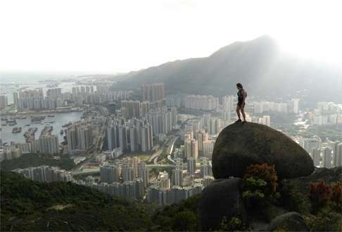 Runner up Stone Tsang reveals both the beauty of Hong Kong’s bustling metropolis and its wilder trails in one shot.