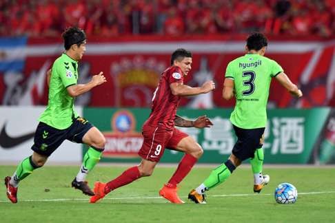 Elkeson was unable to inspire Shanghai SIPG in the AFC Champions League. Photo: AFP