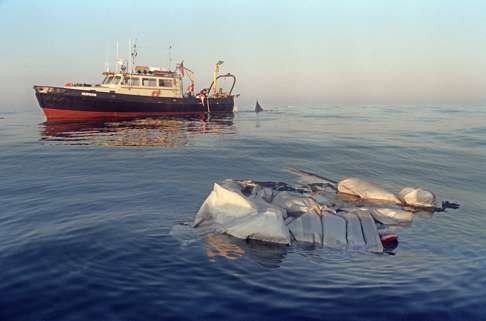 Wreckage from TWA Flight 880 off the coast of Long Island, New York. Photo: AFP