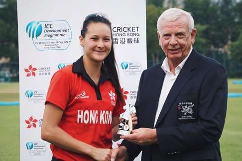 Hong Kong captain Mariko Hill receives the player of the match award. Photo: HKCA