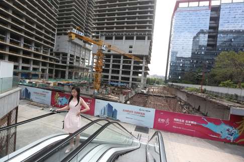 Surging rent and property prices in Shenzhen have forced some companies to close down. Photo: Nora Tam