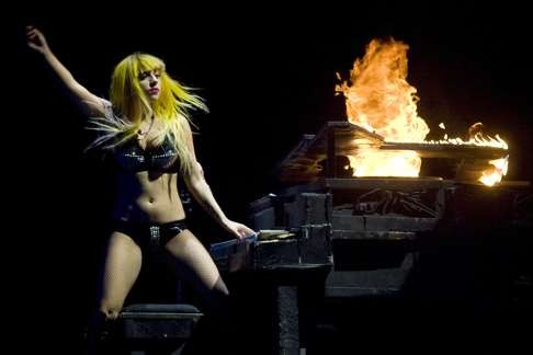 Lady Gaga live.